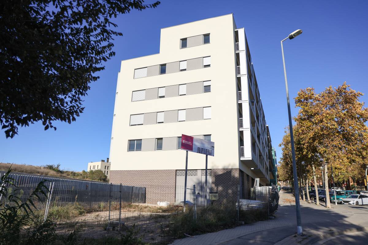 Els 34 pisos de l'Incasòl a Can Llong, pendents