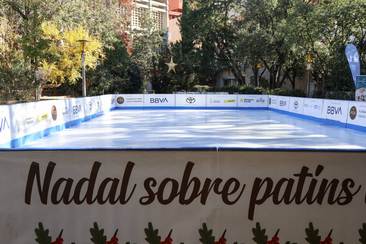 La pista de gel, inaugurada - Víctor Castillo