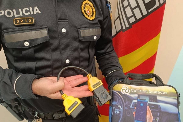 La Policia Municipal de Terrassa incorpora un dispositiu tipus “caixa negra” per esclarir sinistres viaris