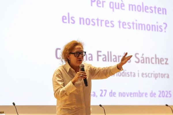 Cristina Fallarás reivindica el poder dels testimonis femenins 