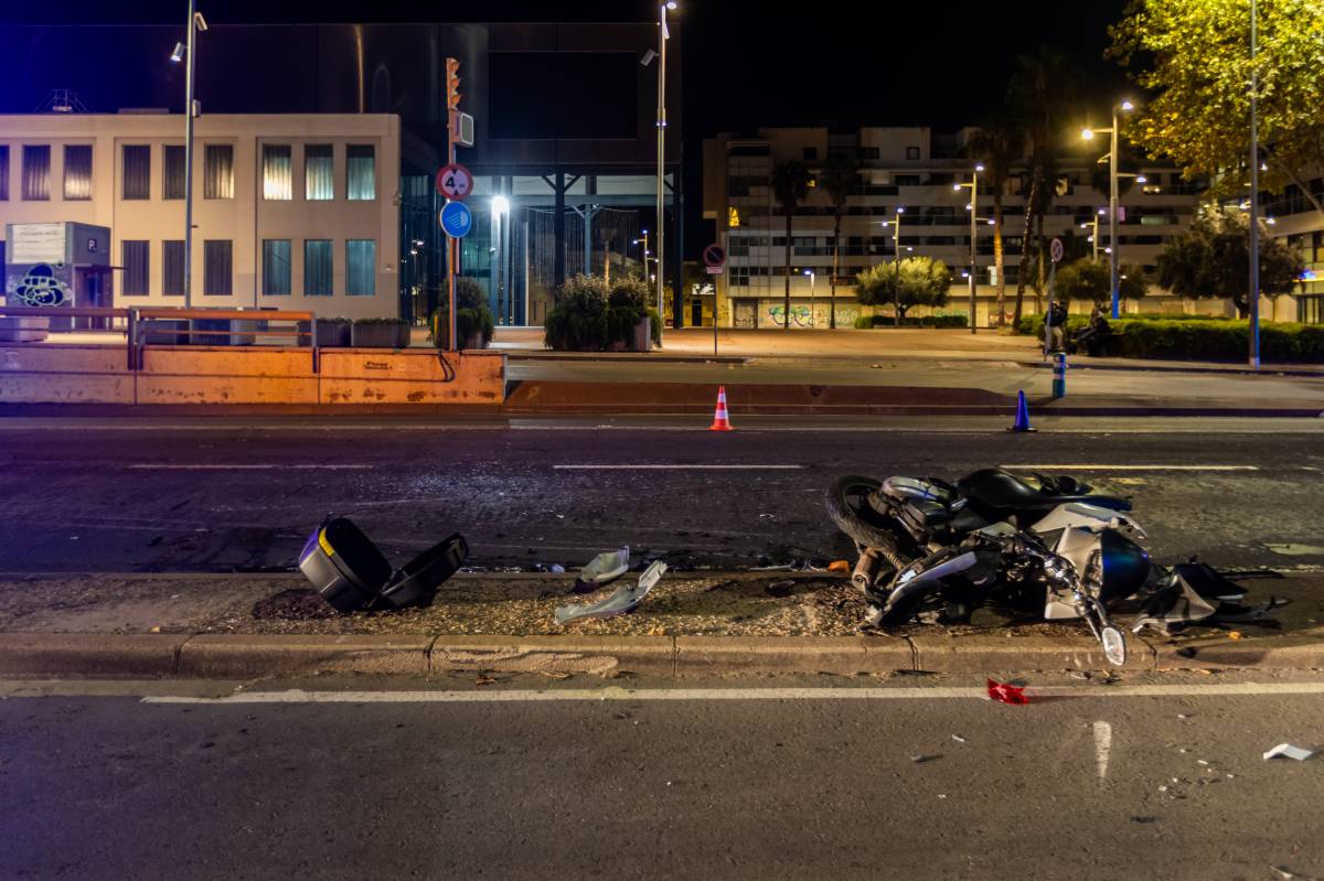 Les restes de l`accident de la Gran Via - Juanma Peláez Les restes de l`accident de la Gran Via
