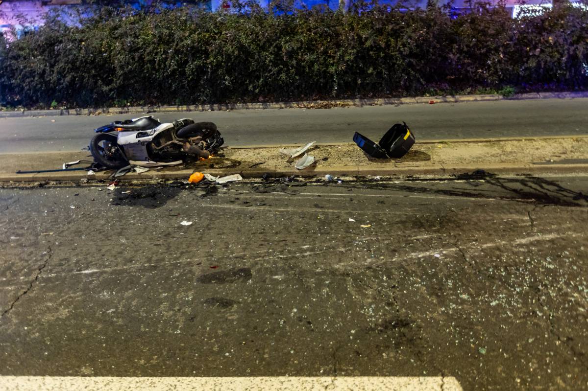 Les restes de l`accident de la Gran Via - Juanma Peláez Les restes de l`accident de la Gran Via