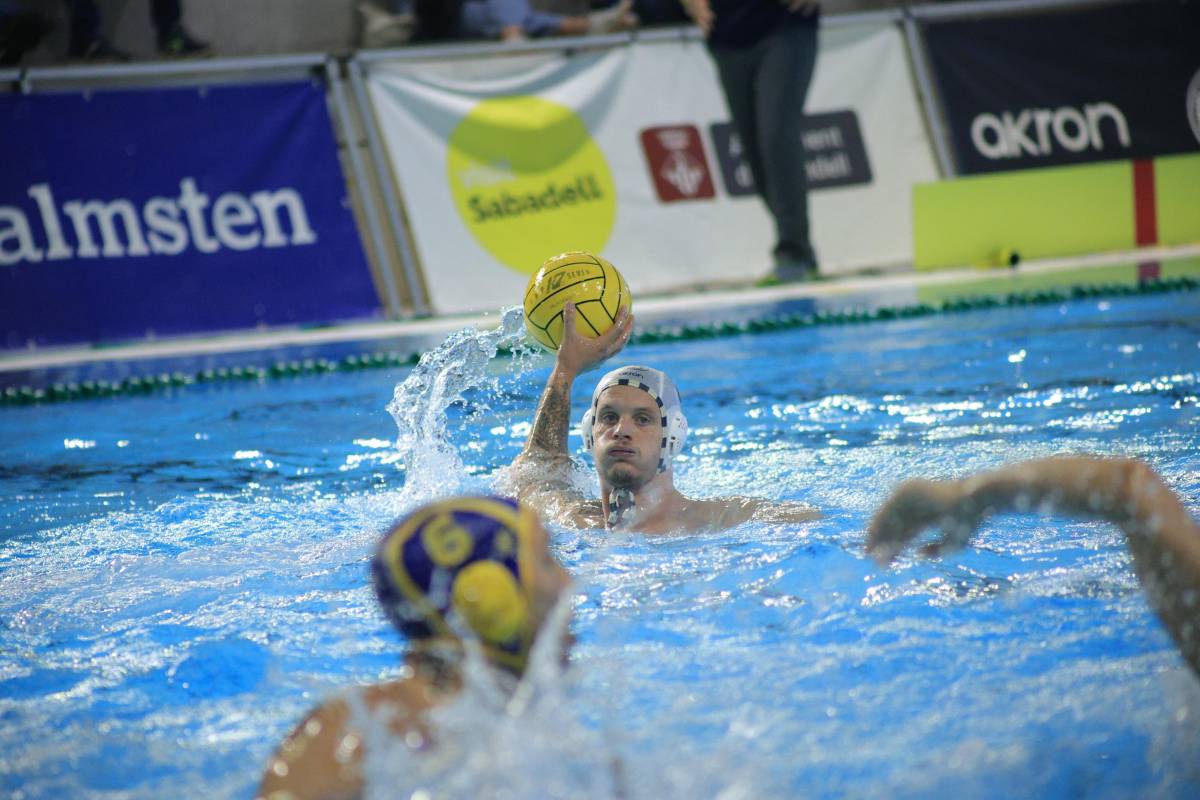 El KEIO CN Sabadell dona la sorpresa i guanya l'Atlètic Barceloneta