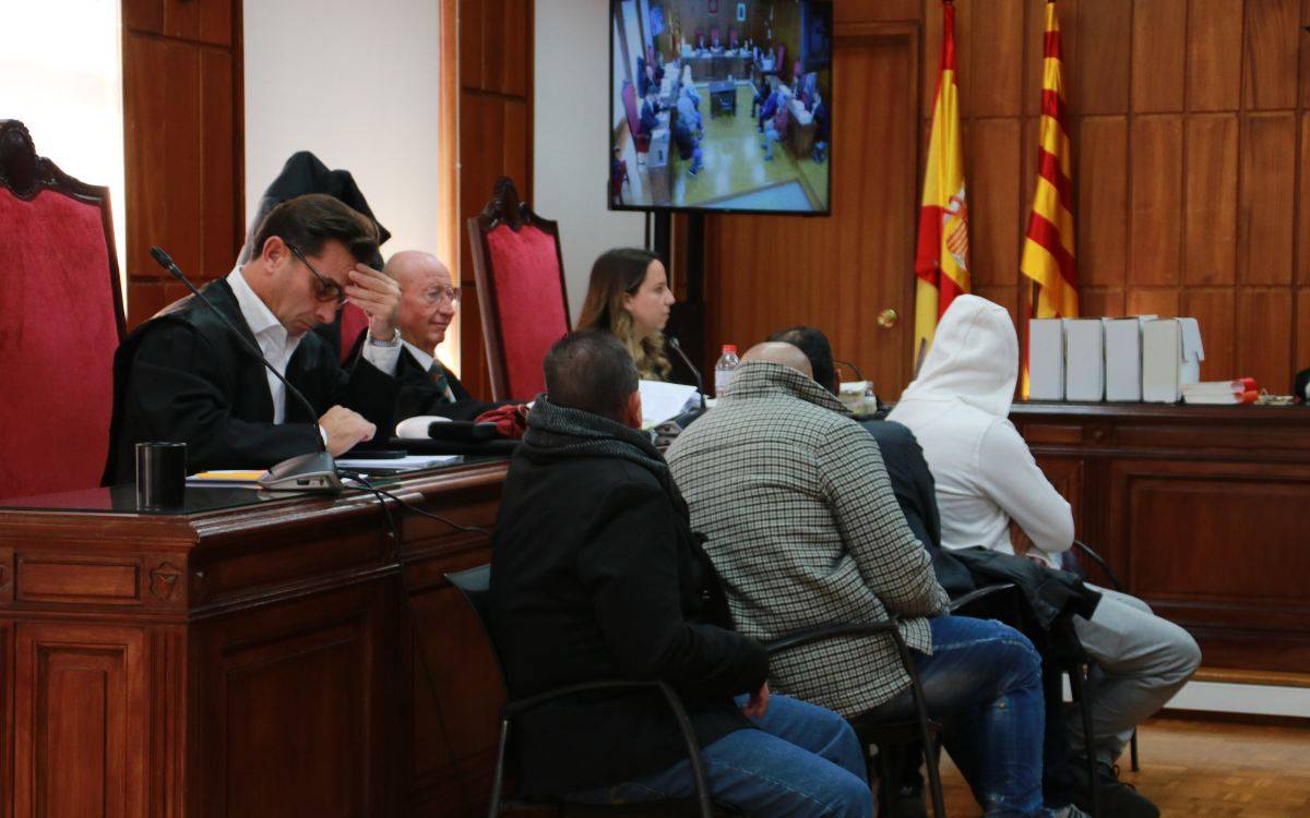 Jutgen set veïns de Montblanc per vendre cocaïna, haixix i marihuana al municipi