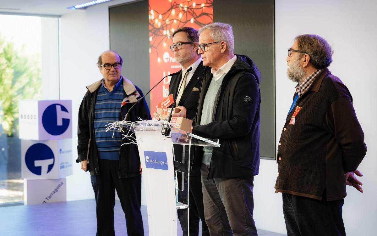 El Port de Tarragona regalarà 300 garlandes de Nadal als seus treballadors per millorar el benestar de 45 infants vulnerables