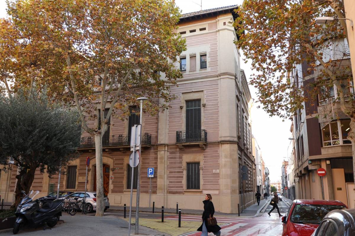 Saps on és la casa que va ser un antic jutjat i una presó militar?