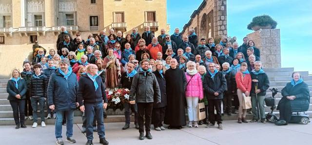 La Romeria de Matadepera a Montserrat reuneix prop d'un centenar de romeus