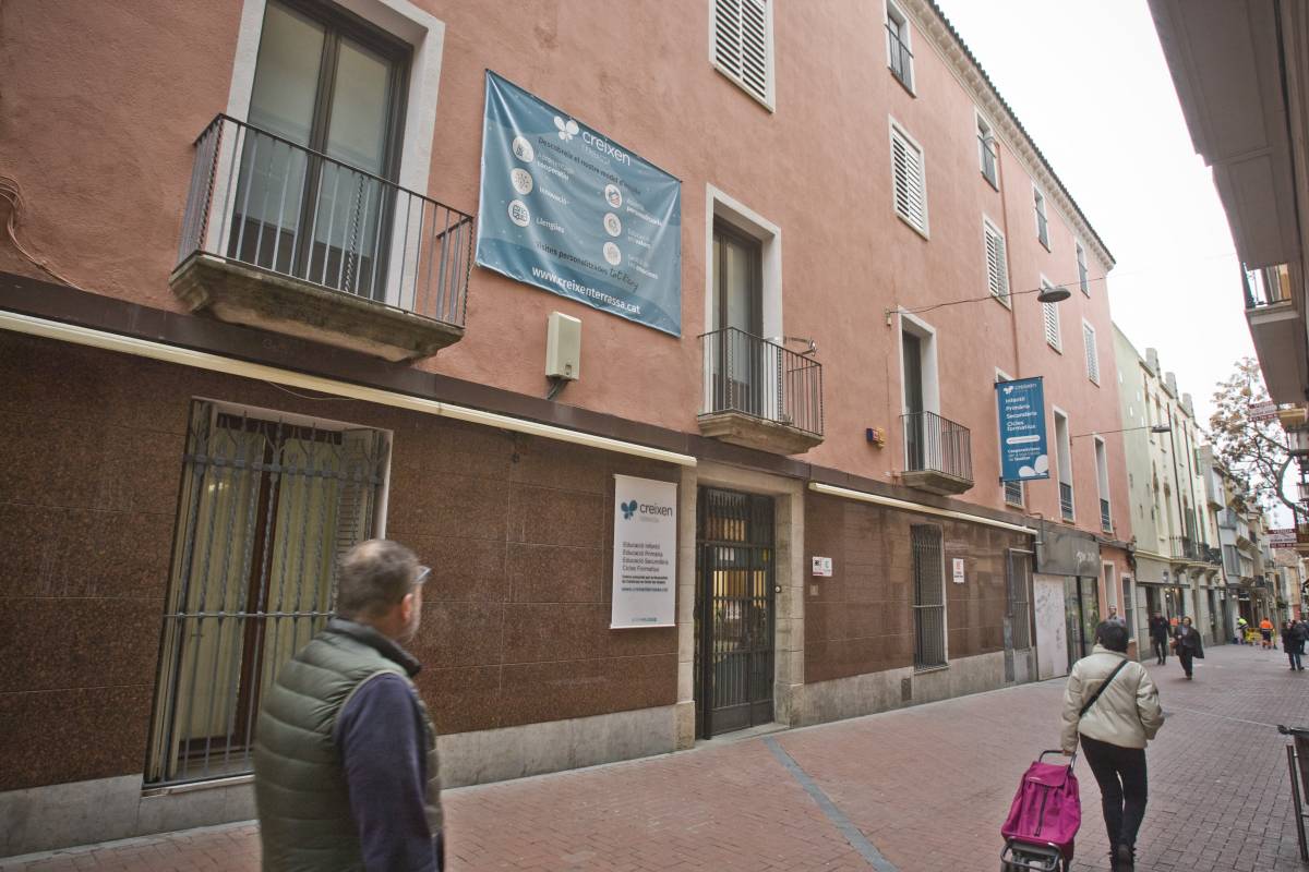 Alumnes de l'escola Creixen triomfen als festivals cinematogràfics amb un curt que alerta sobre la incomunicació digital