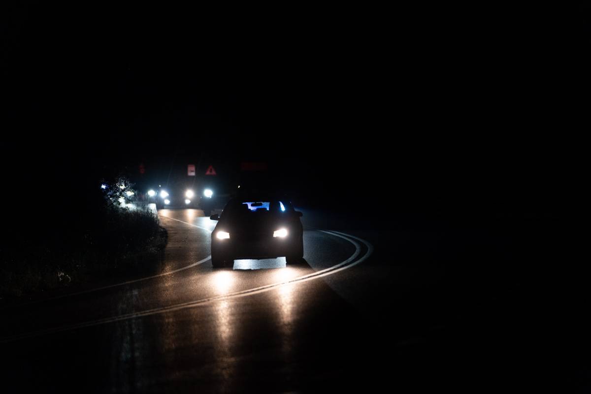 Falta de llum a la B-124 entre Sabadell i Castellar - David Chao Falta de llum a la B-124 entre Sabadell i Castellar