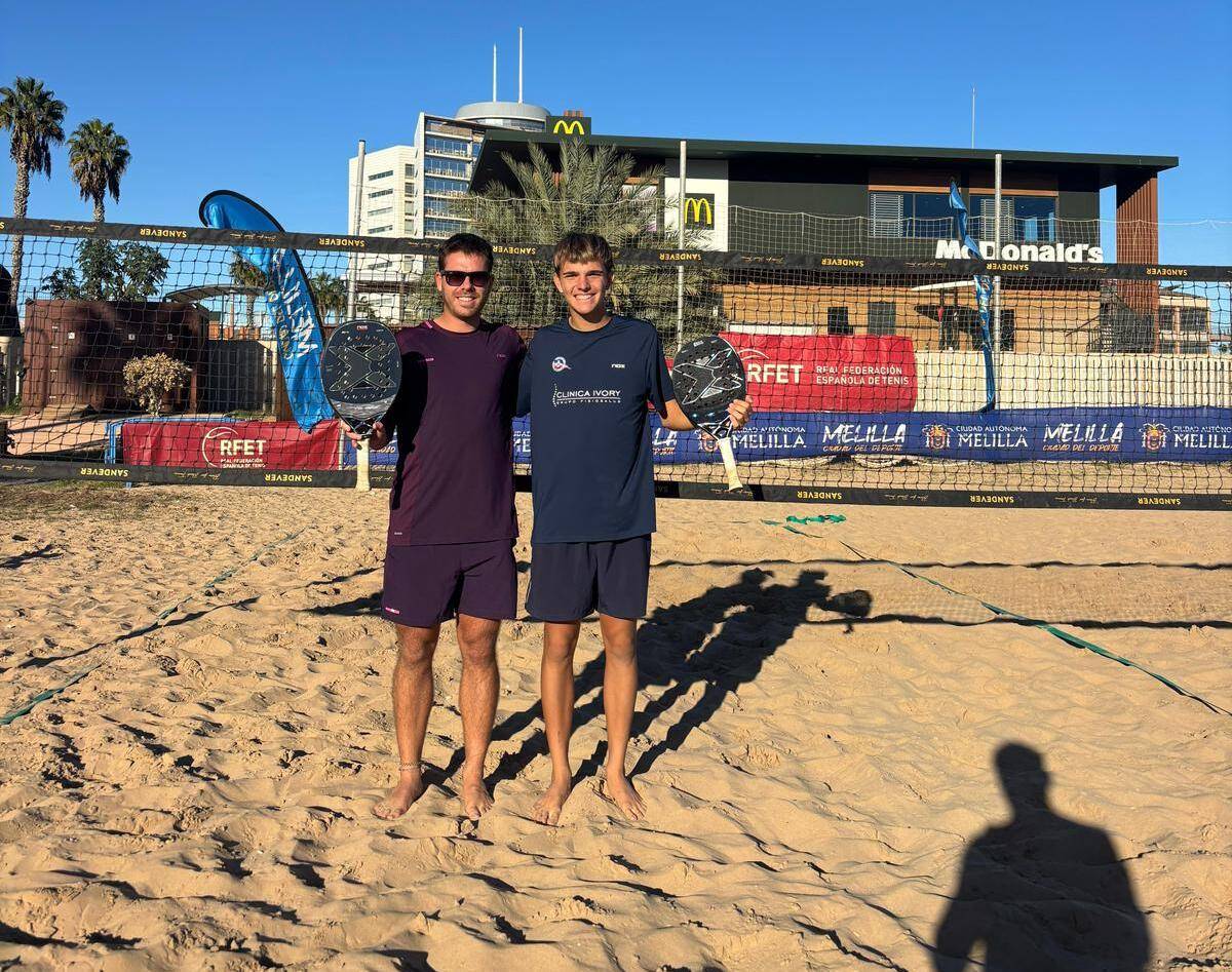 Pol Filella, doble campió del Màster Nacional de tennis platja