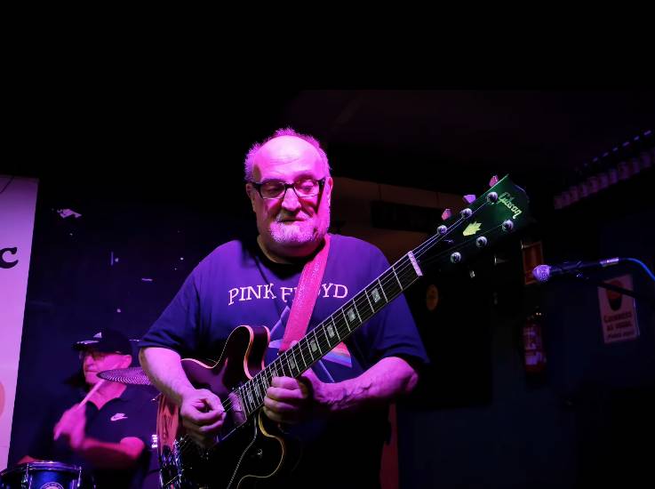 La família de la botiga IMSA plora la mort de Jordi Alberich, "divertit, pacient i un autèntic rockstar"