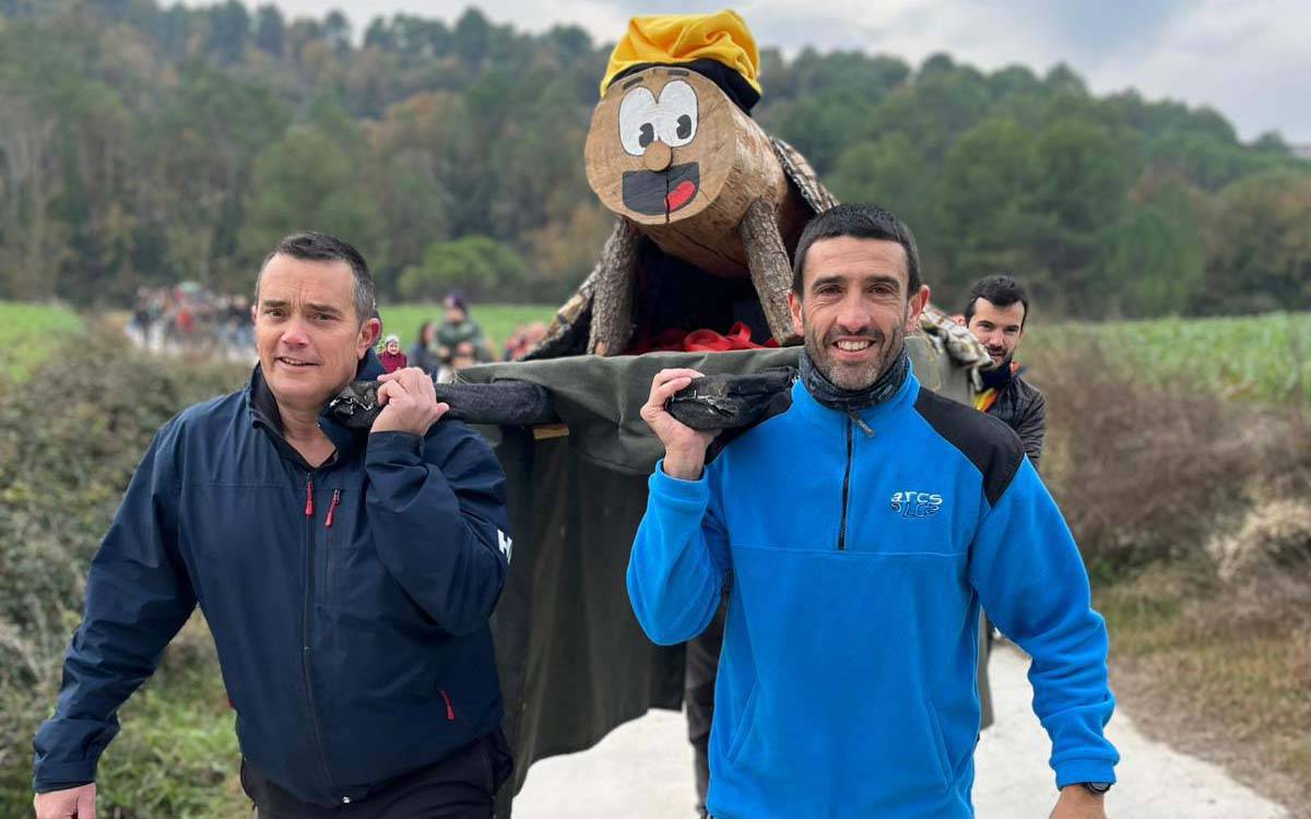 La Pujada del Tió de Navarcles reuneix centenars de famílies en la seva quarta edició