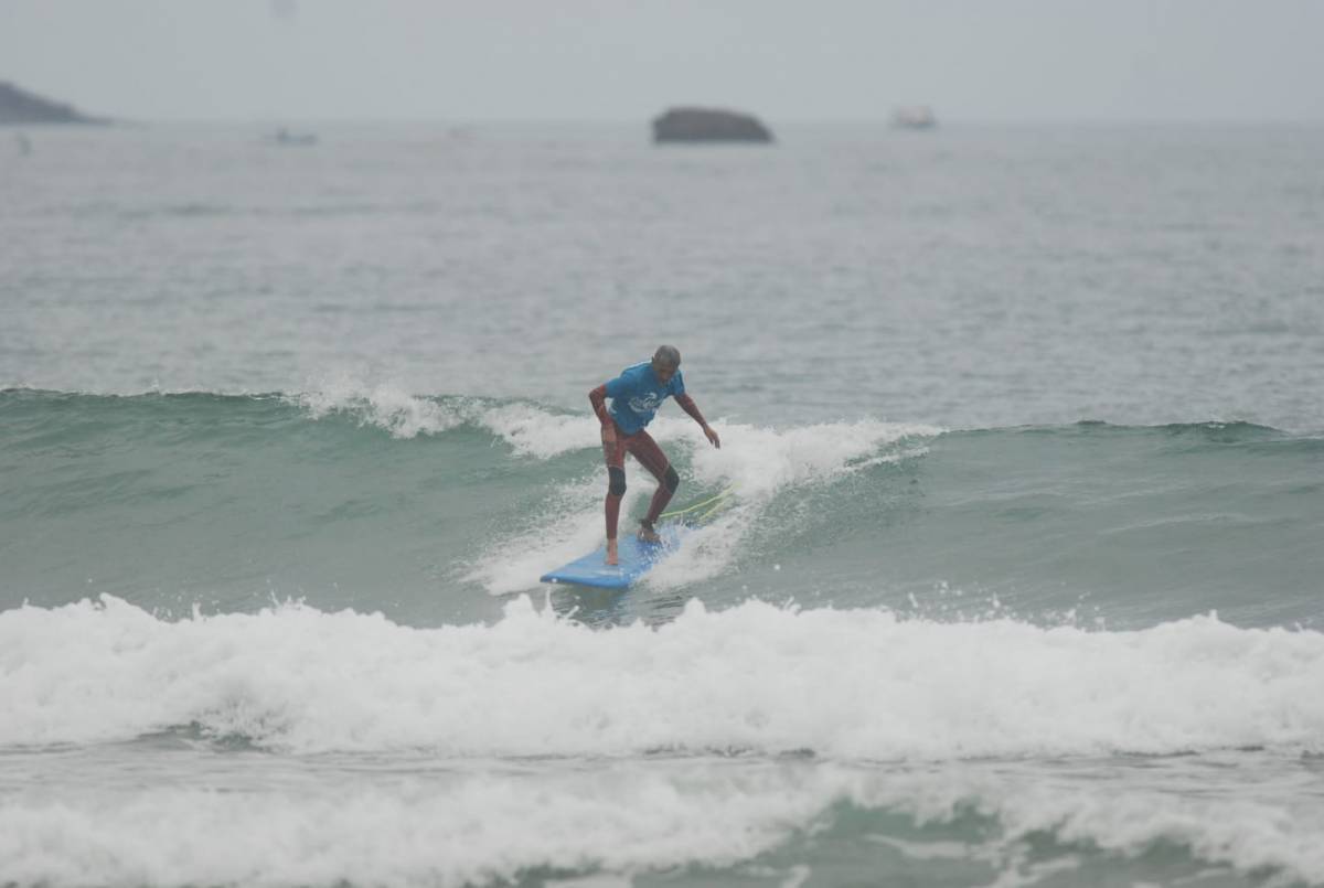 Torres, surfejant - Salvador Torres (cedida)