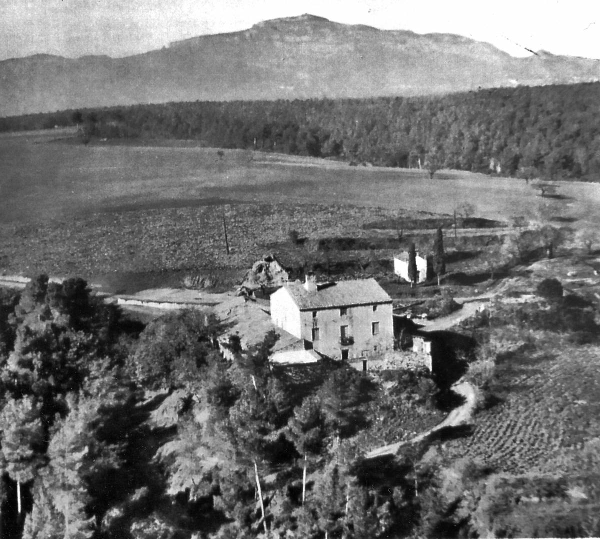 De togores Jussanes a la torre del Canonge Barata