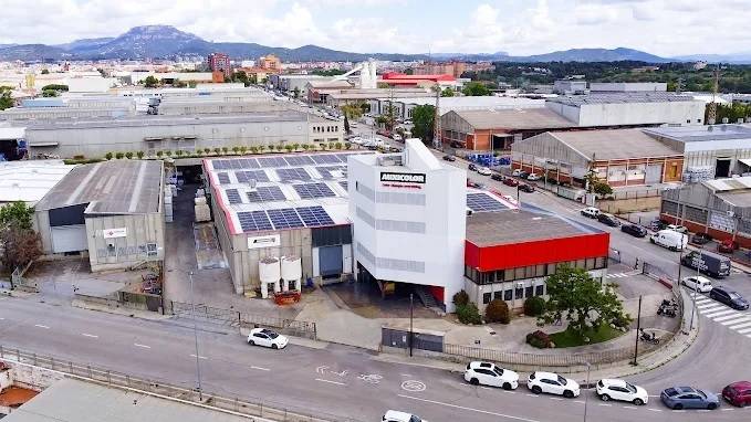 Auxicolor completa la integració de Print Corex i obre una filial logística a Dubai