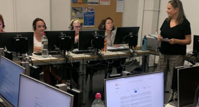 Nou programa per reforçar les competències digitals de les dones