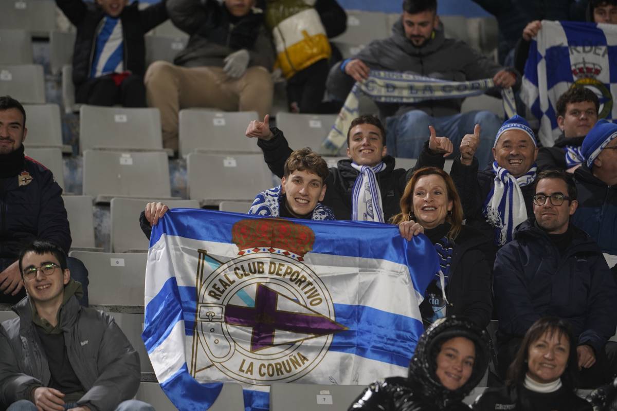 Prop de 600 deportivistes van animar els seus