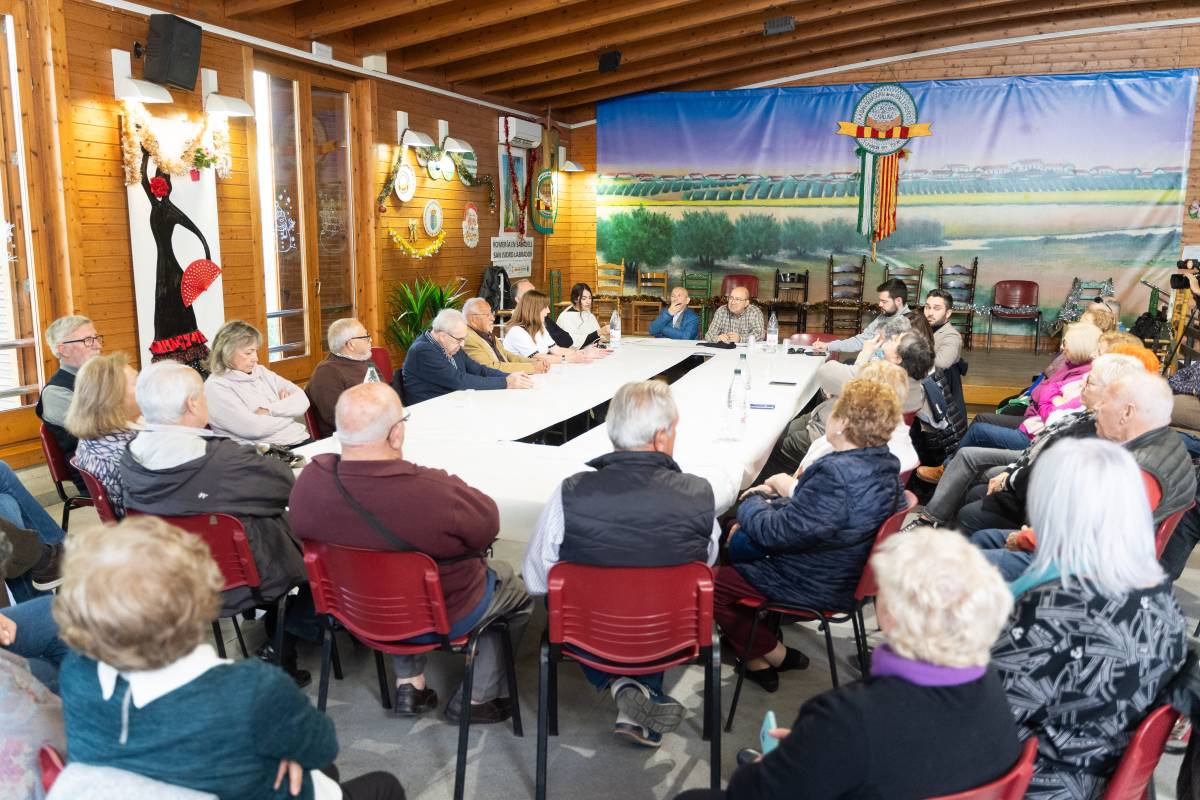 Els Ballesteros organitzen un col·loqui per reflexionar sobre la Constitució en el seu 47è aniversari 