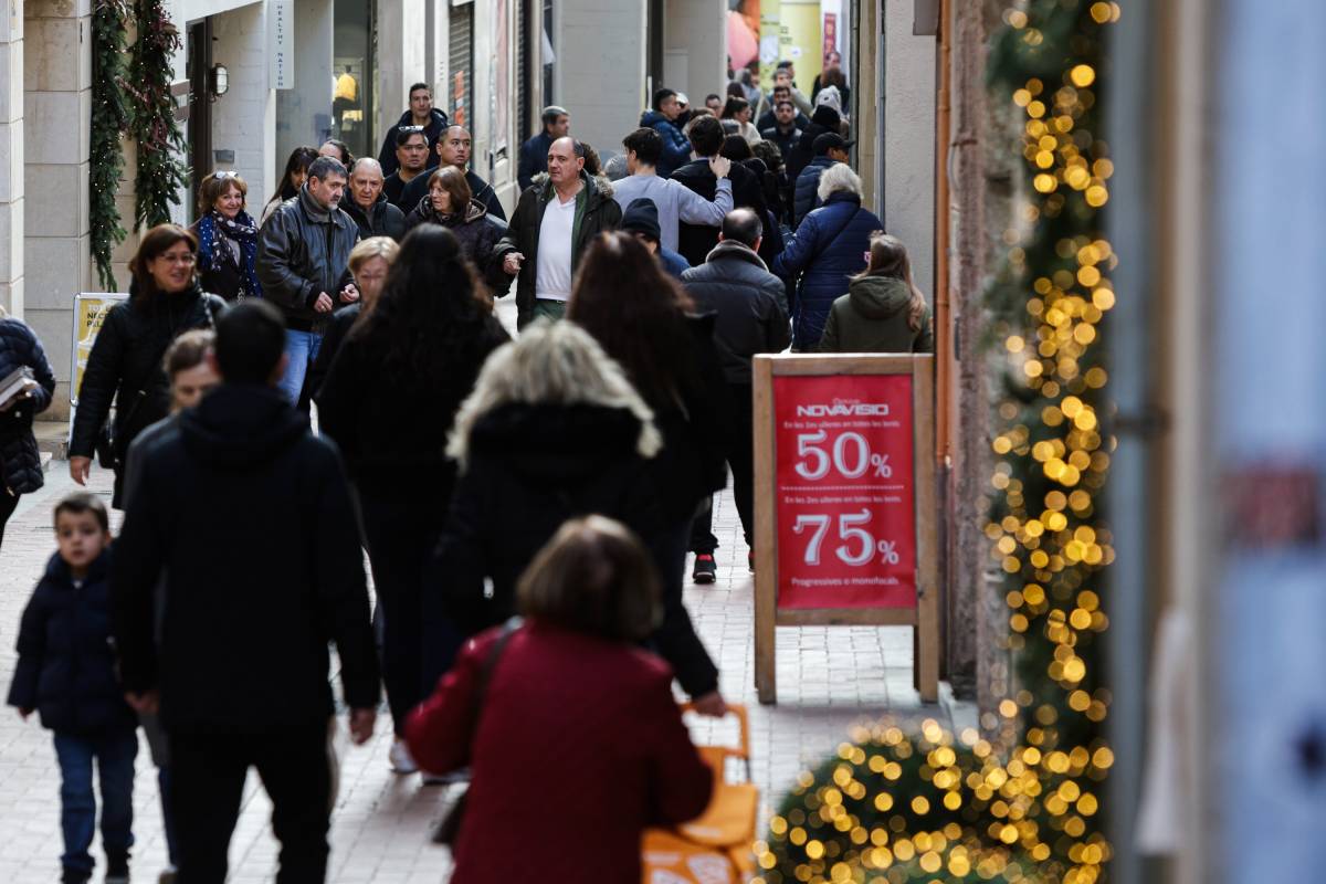 Els comerços de Terrassa es mantenen oberts, també en festius - Lluís Clotet Els comerços de Terrassa es mantenen oberts, també en festius