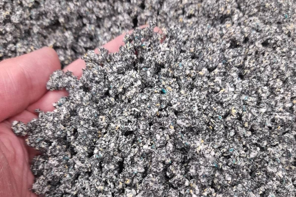 Finsa transforma residus tèxtils en filaments reciclats amb Ecofilter