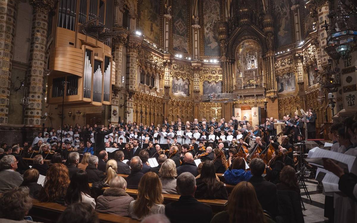 Montserrat clou el Mil·lenari amb un gran acte litúrgic a la basílica