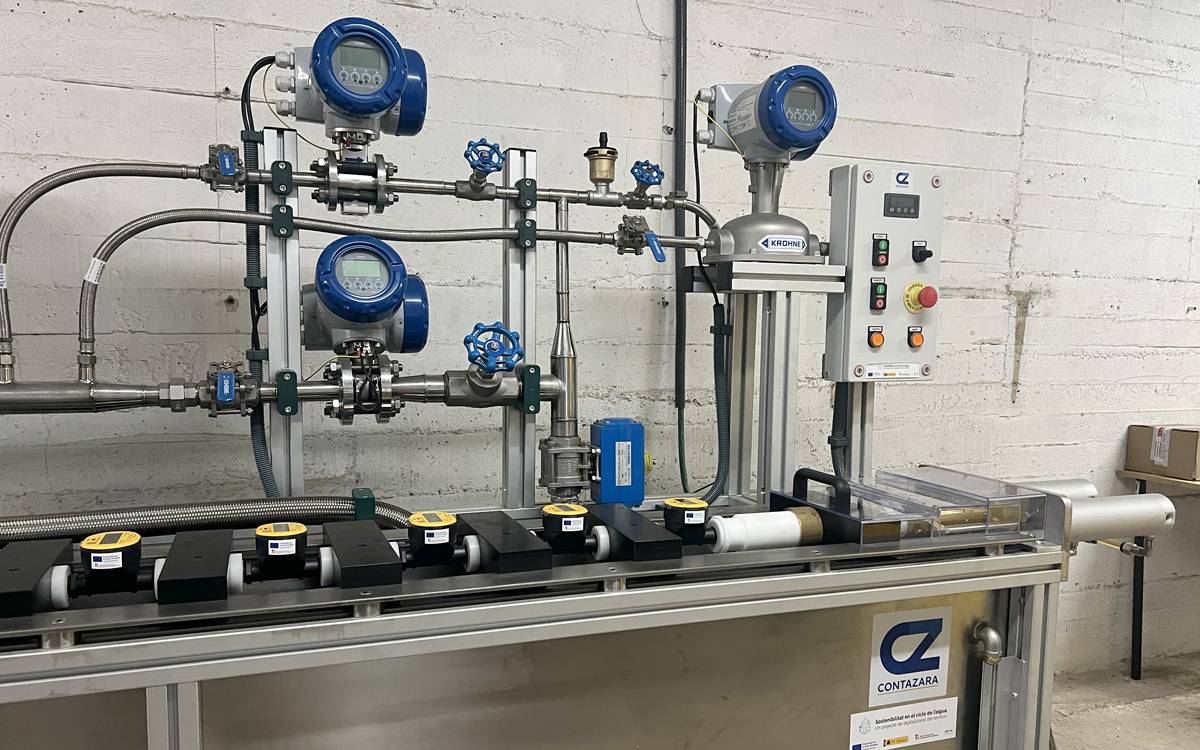 Aigües Manresa estrena un banc de proves per garantir comptadors més precisos i fiables