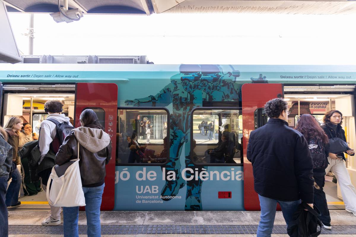 FOTOS | Has vist que circula per Sabadell un vagó d'FGC diferent dels altres? 
