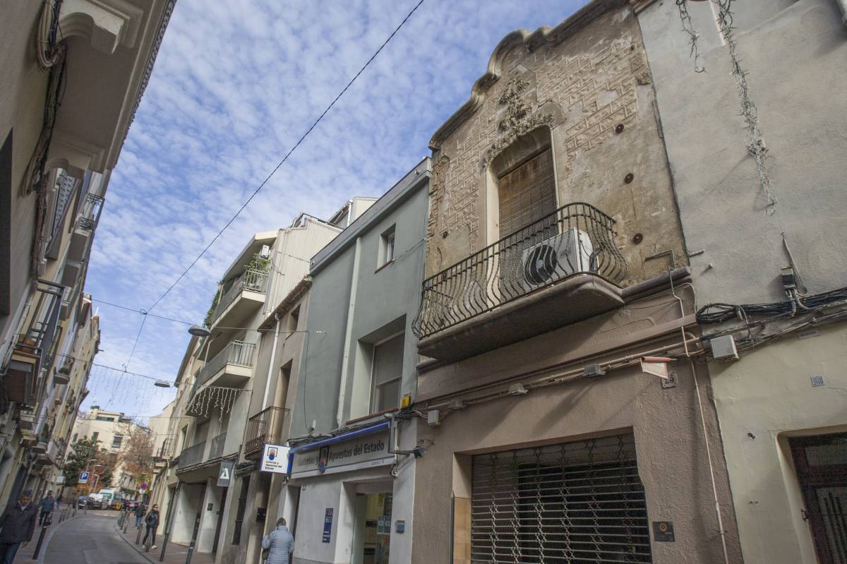 Protegiran dos edificis d'una finca entre els carrers de la Rutlla i de Miquel Casas