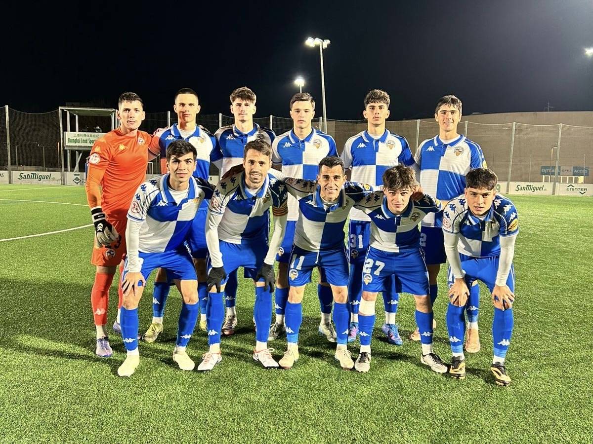 El CE Sabadell guanya el Cornellà en els penals i es classifica per als quarts de Copa Catalunya