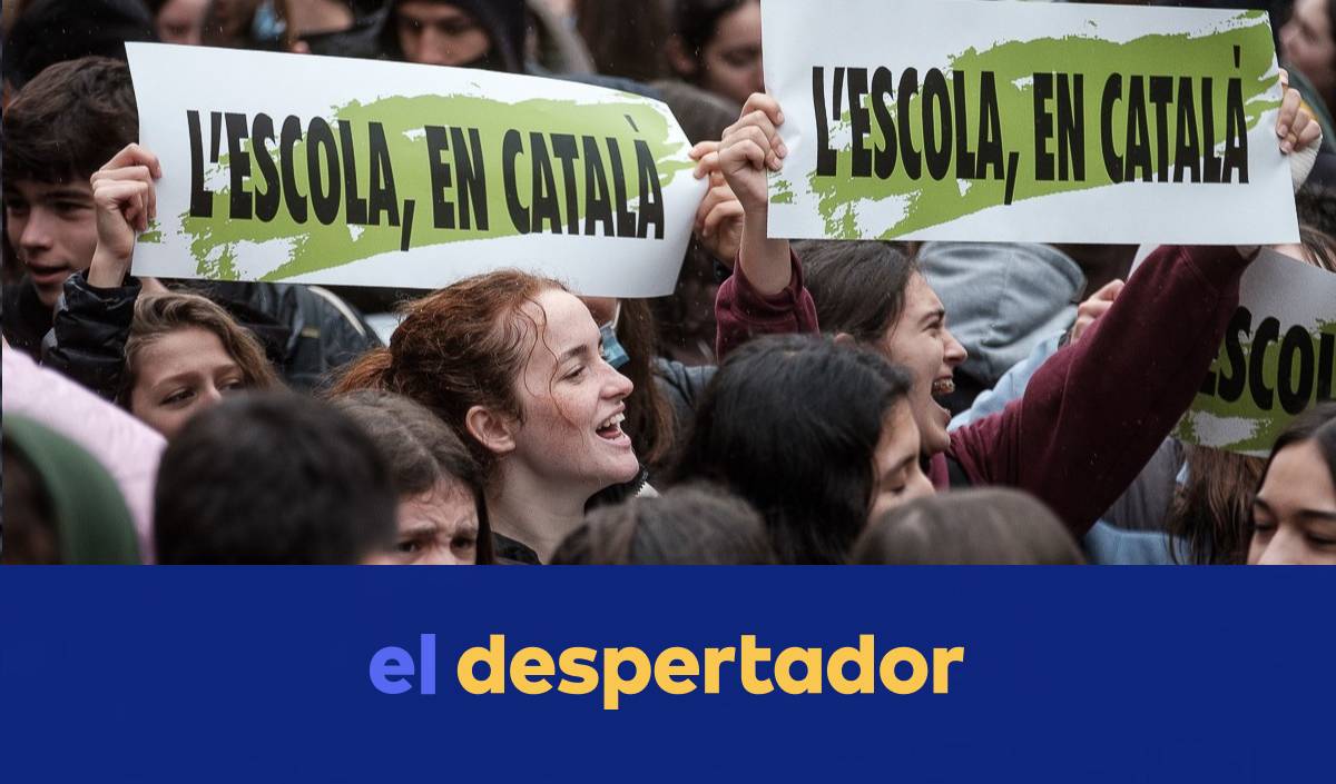 «Cooficials» encara?