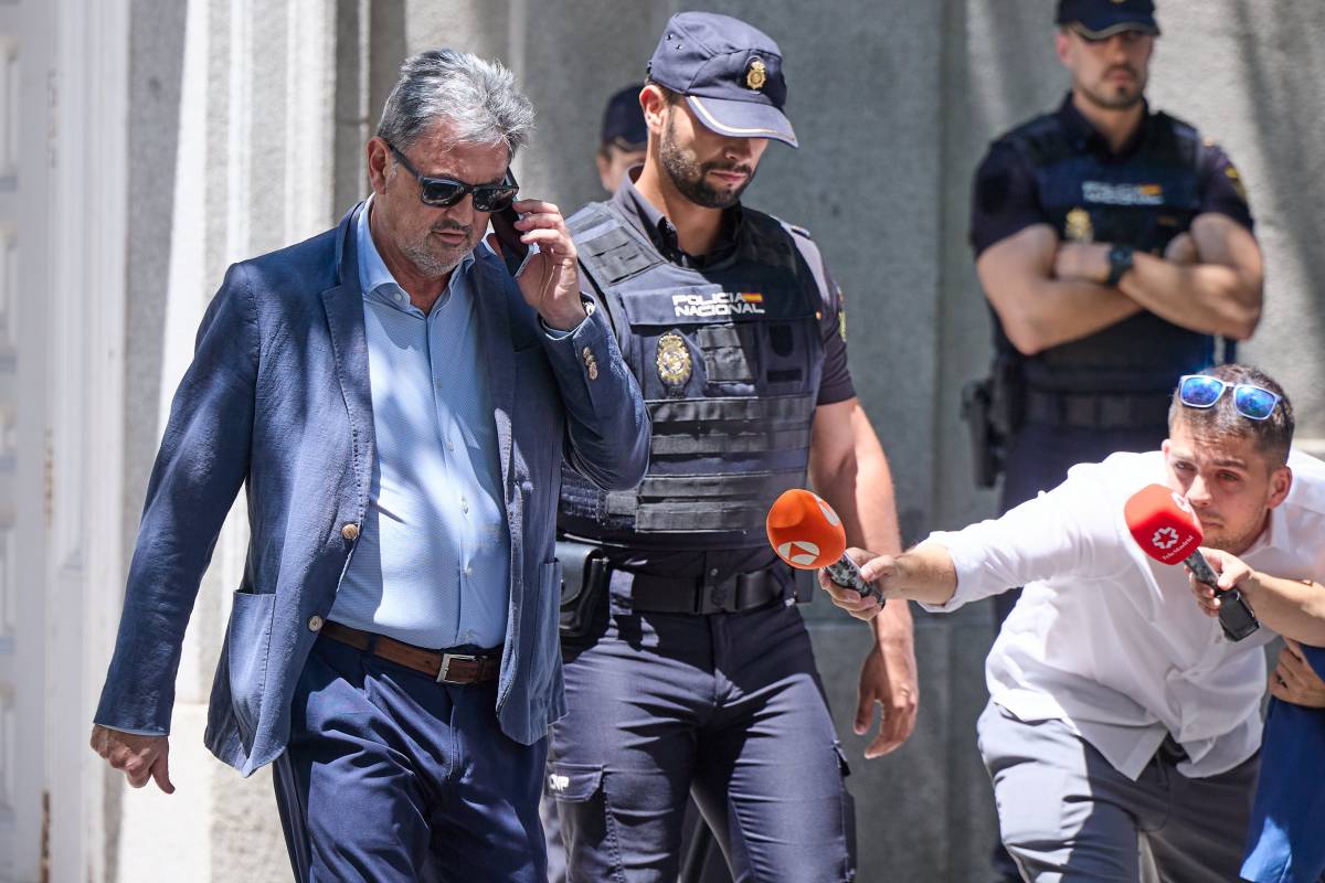 La detenció de l'administrador de Servinabar acosta el cas Leire a Santos Cerdán