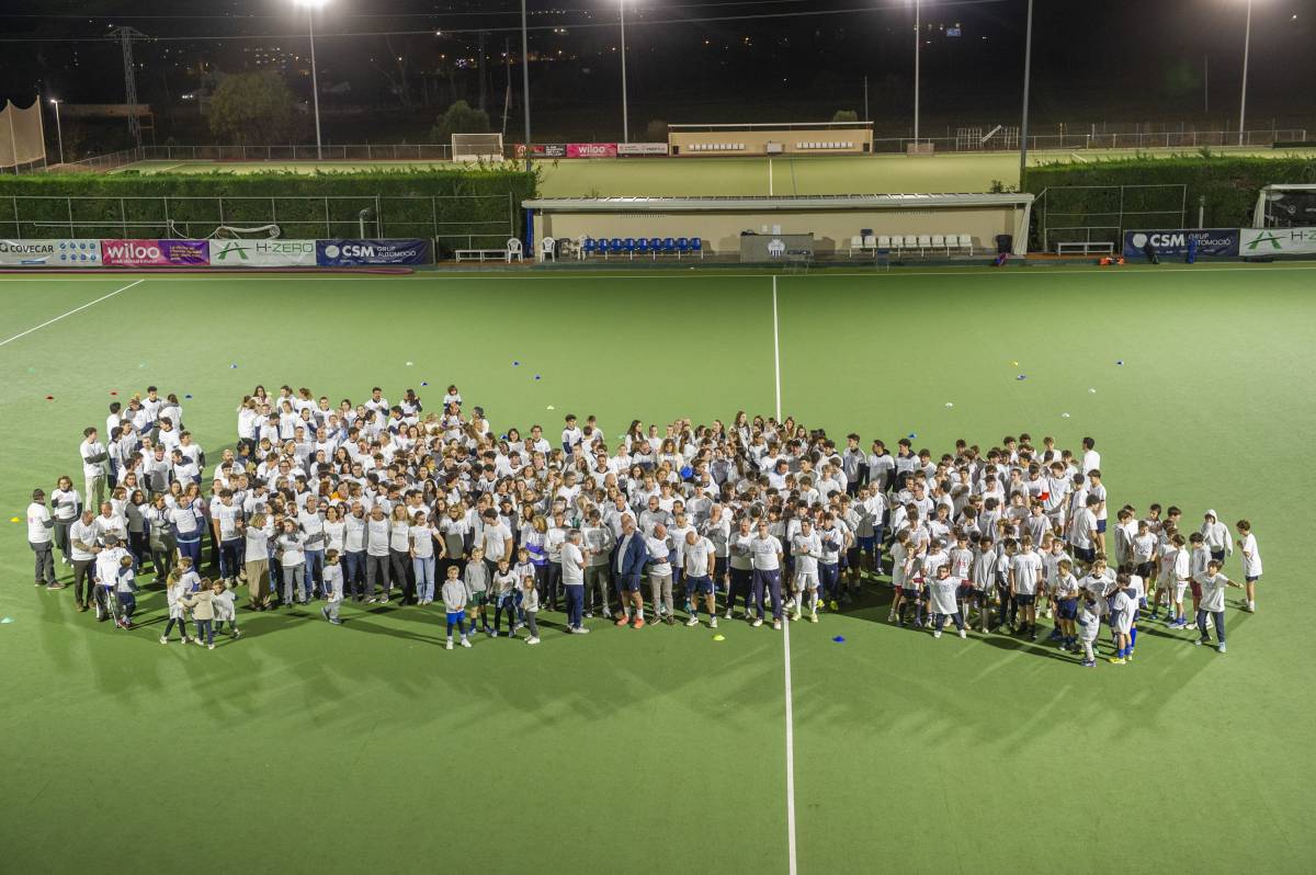 Més de mig miler de persones es van aplegar dimecres al camp del Club Egara - Alberto Tallón Més de mig miler de persones es van aplegar dimecres al camp del Club Egara