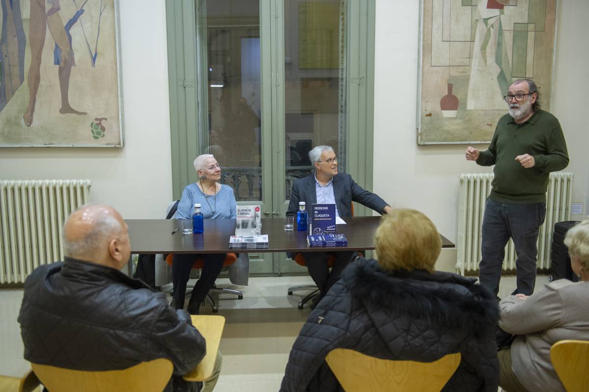 Moment de la presentació dels llibres de Maria del Carme Serrat - Alberto Tallón