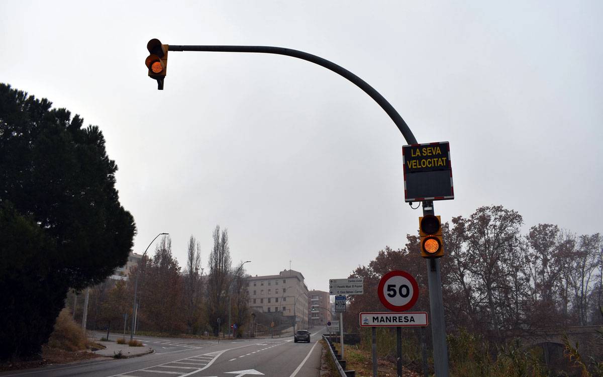 Manresa instal·la quatre nous radars pedagògics per reduir accidents i reforçar la seguretat viària