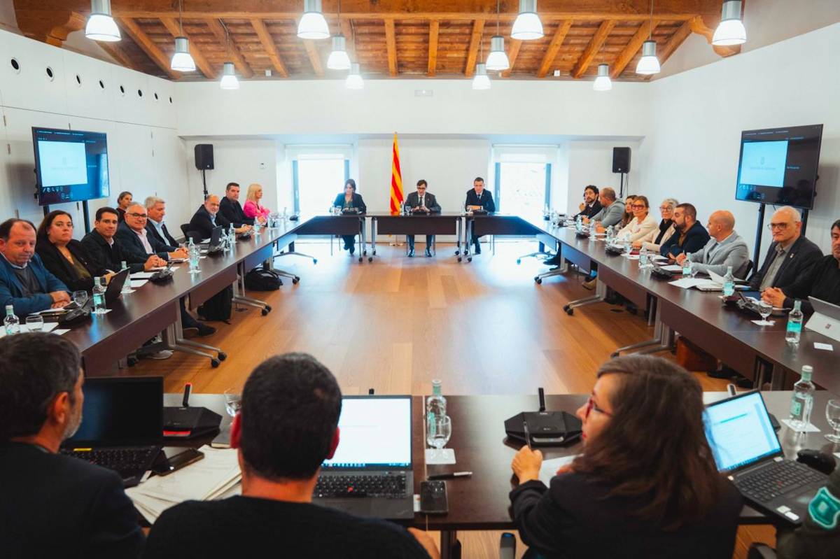 Reunió per la situació de l`episodi de pesta porcina africana, amb diferents alcaldes