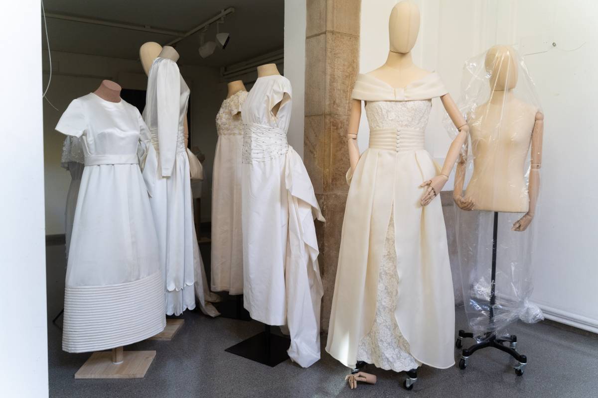 Vestits de núvia, obra de Pilar Cases - DAVID CHAO Vestits de núvia, obra de Pilar Cases