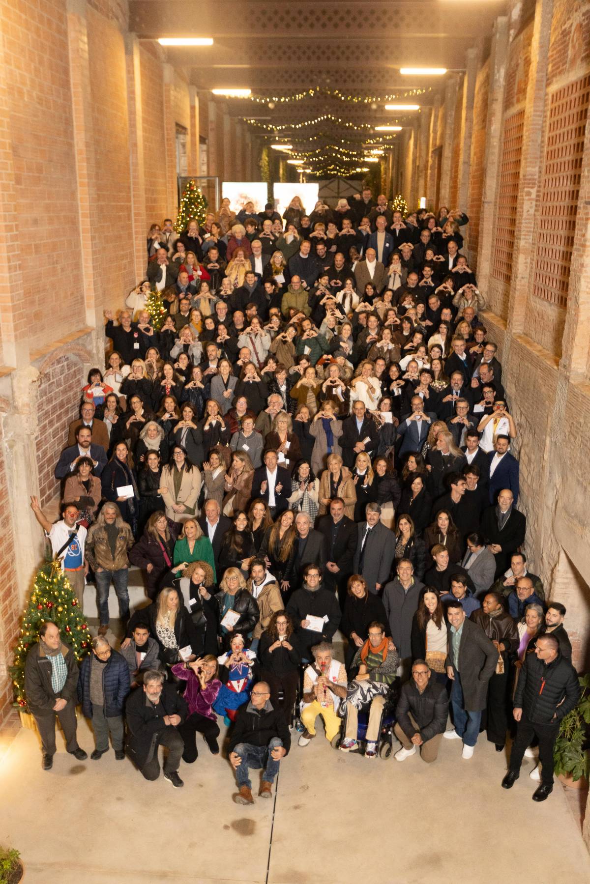 Imatge de grup durant l’acte d’aniversari de la fundació - Fundació Manuel Lao Imatge de grup durant l’acte d’aniversari de la fundació