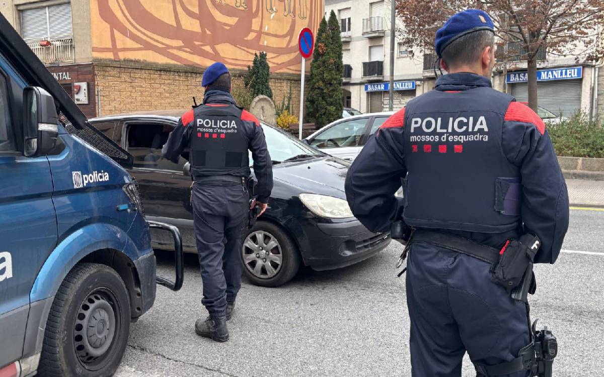 Els Mossos d`Esquadra despleguen el Pla Kanpai contra la multireincidència a Manlleu.