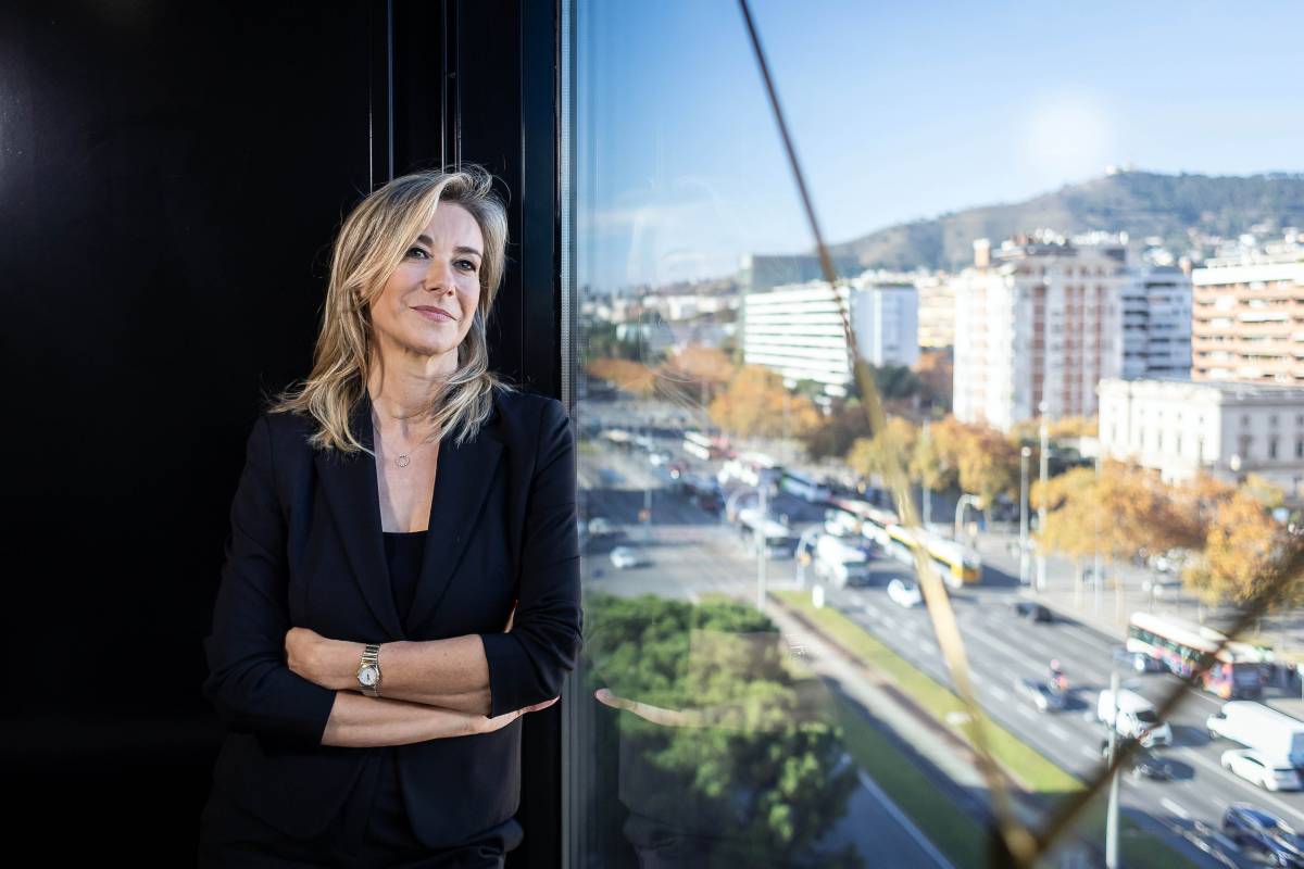 Anna Gener, fotografiada a les oficines de Savills a Barcelona - Hugo Fernández