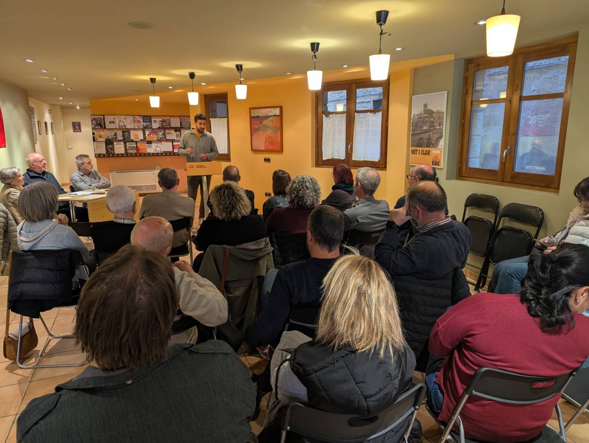 Foto del congrés durant la intervenció del Joan Parcerisa - ERC