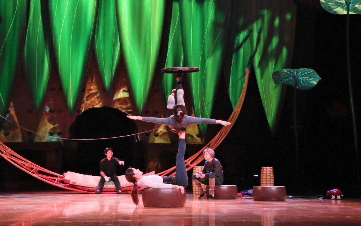 El Cirque du Soleil comença la gira europea de l'espectacle «Ovo» a Tarragona