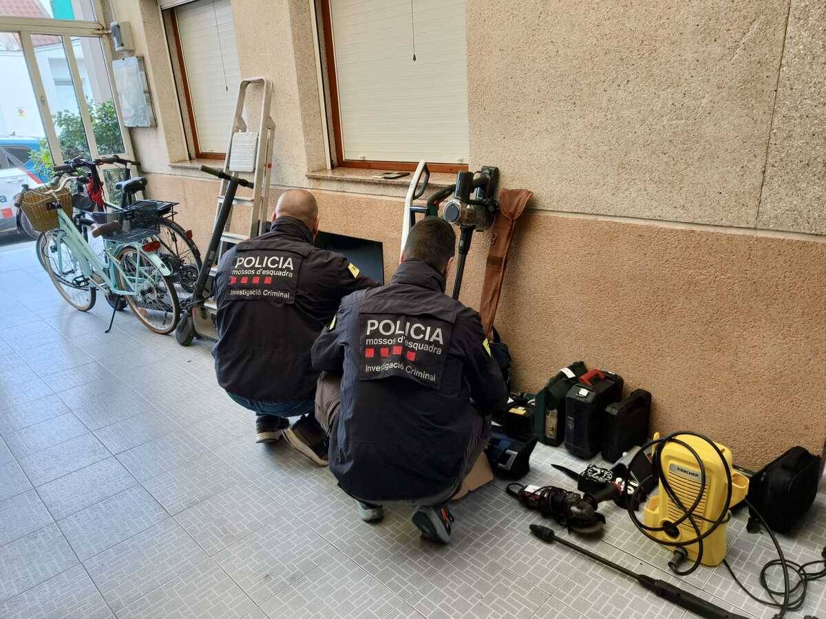 Els Mossos detenen una dona per tràfic de drogues en un domicili de Deltebre