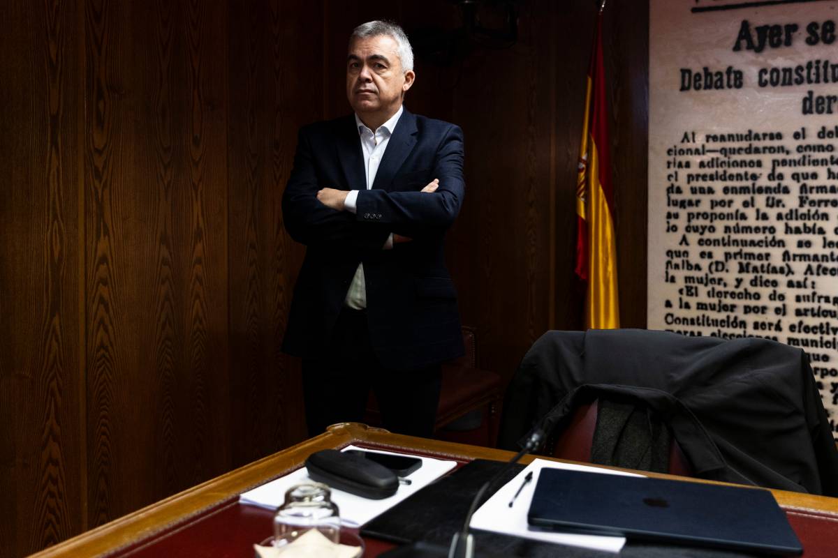 Santos Cerdán s'acull al seu dret a no declarar al Senat: «No soc cap corrupte i al final ho comprovaran»