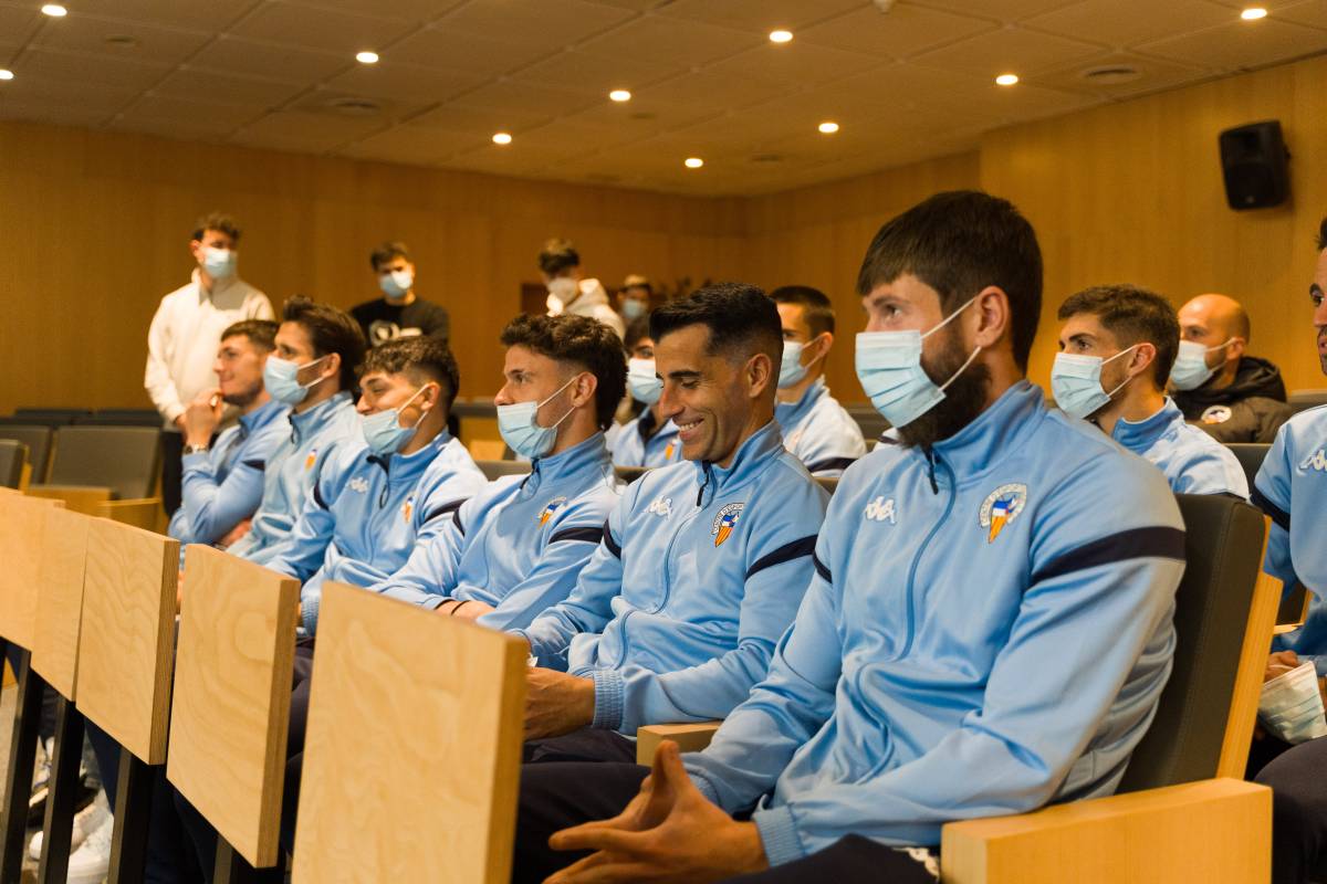 Alguns jugadors abans de la visita - David Chao Alguns jugadors abans de la visita