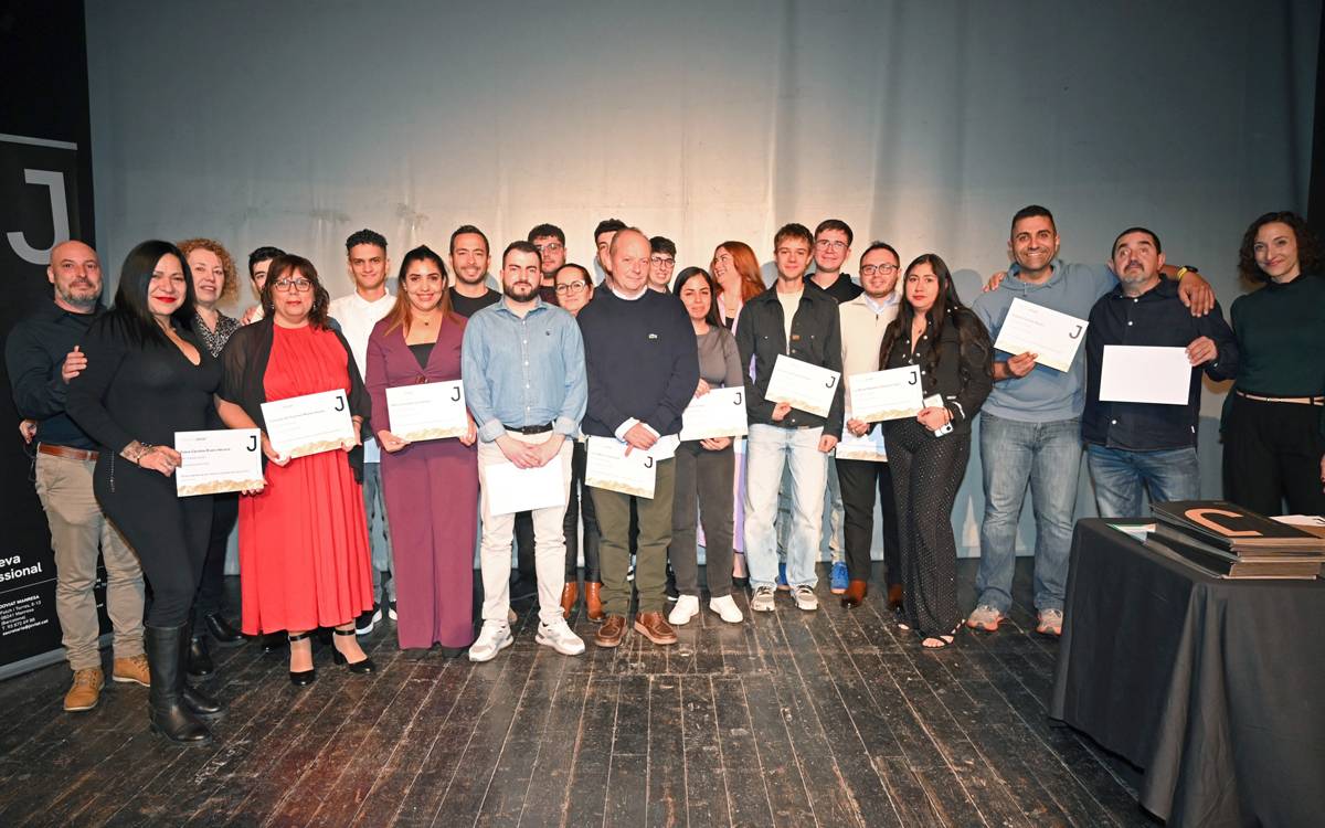 Joviat gradua prop de 500 alumnes en formació ocupacional