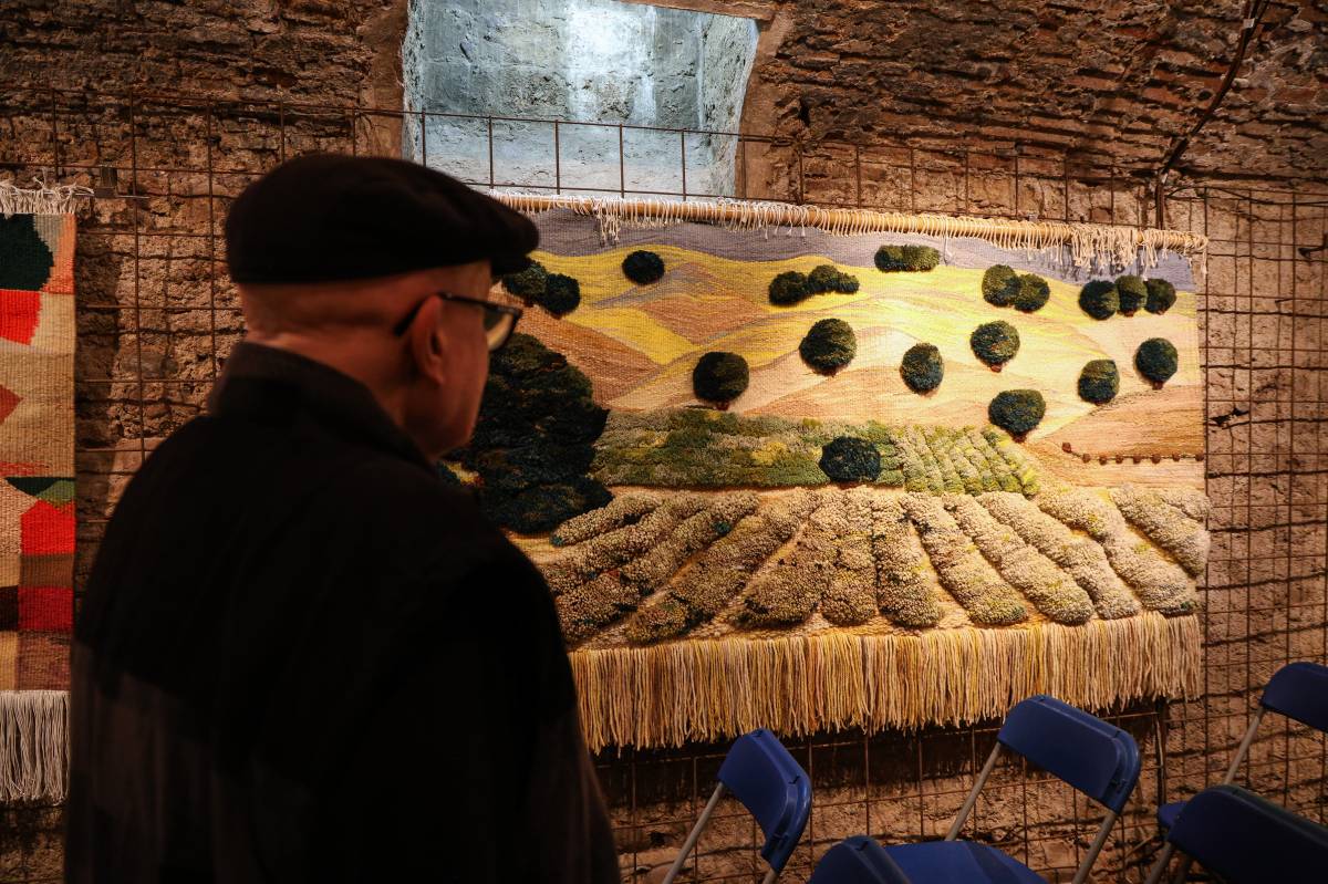 Carme Gutés situa el tapís en un lloc privilegiat de les arts plàstiques