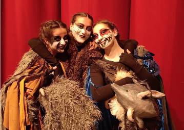 L`Ariadna Cirera, amb les seves amigues de Joventut - DAVID CHAO L`Ariadna Cirera, amb les seves amigues de Joventut