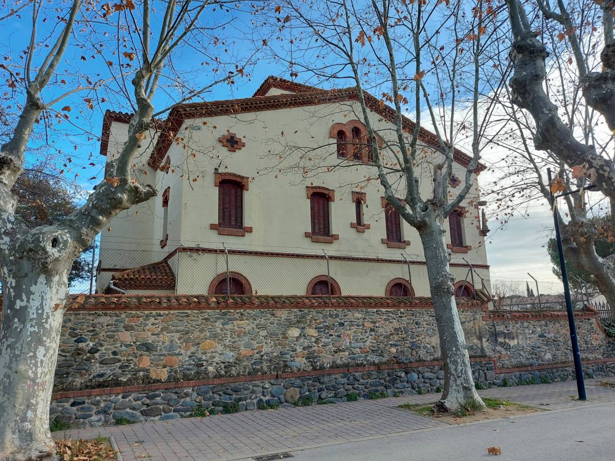 Una imatge exterior de la casa de les monges de Sant Esteve. - AJ Sant Esteve