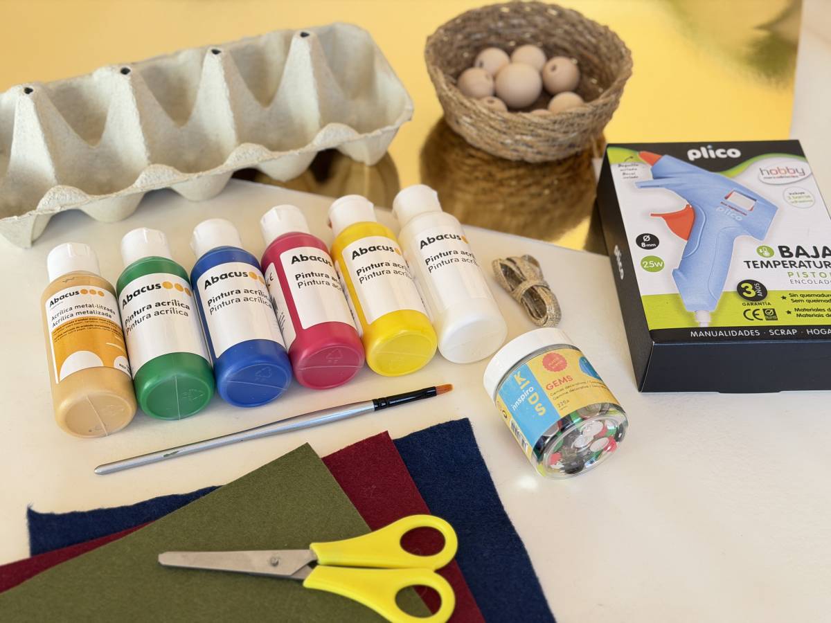 Materials per fer els titelles dels Tres Reis Mags