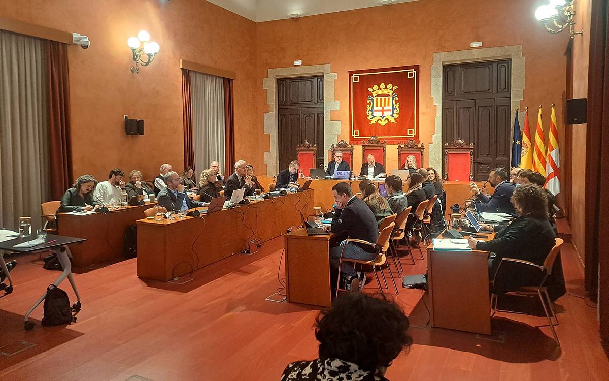 Manresa aprova per primer cop l'ordenança que regula patinets, bicis i VMP